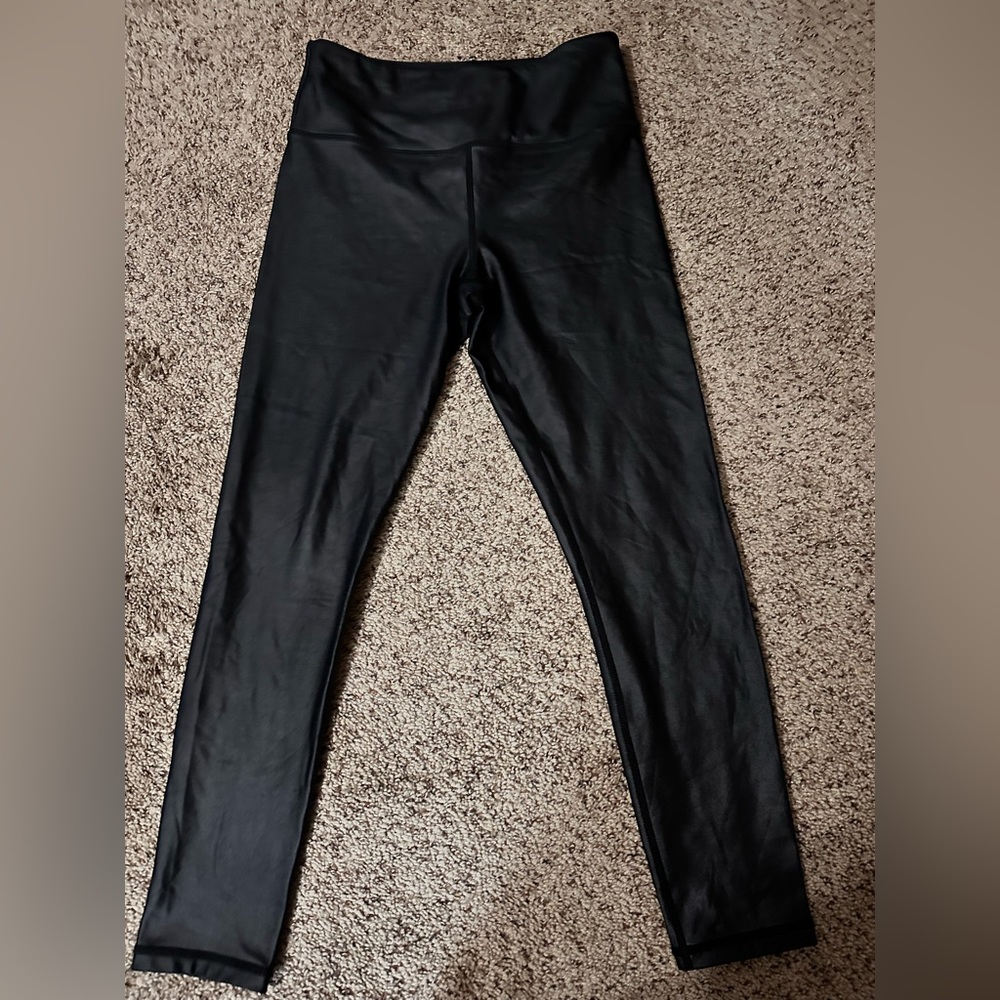 Ladies zyia leggings in mint condition size 6-8/med